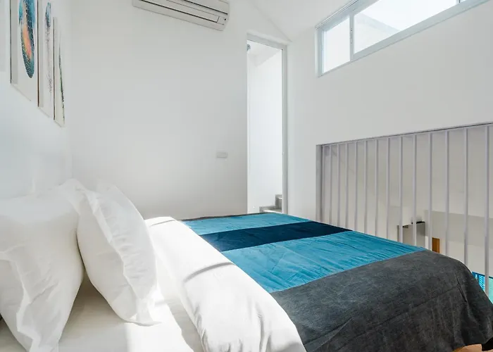 The Blue Loft - Free Scooter Use 3*